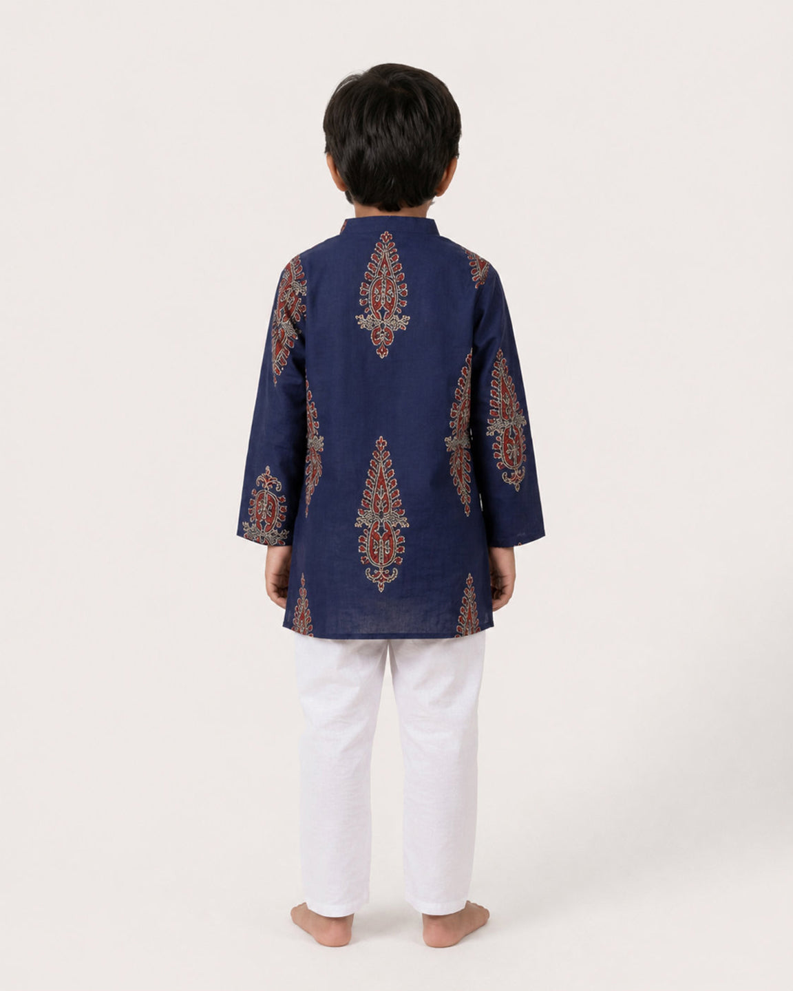 Biglilpeople Boys Navy Blue Printed Cotton Kurta with White Pant Set