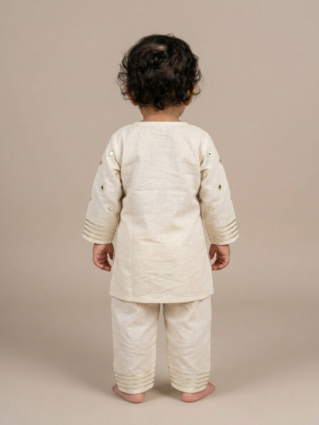 Biglilpeople Infant Girls Off-White Mirror Work Straight Kurta & Pyjamas Set