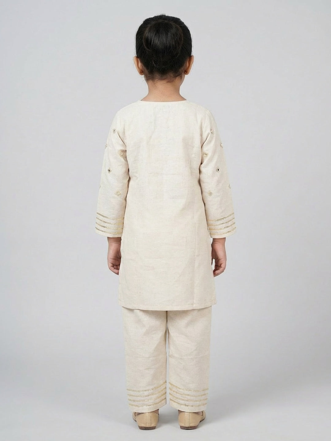 Biglilpeople Girls Ivory Mirror Work Straight Kurta & Pyjamas Set