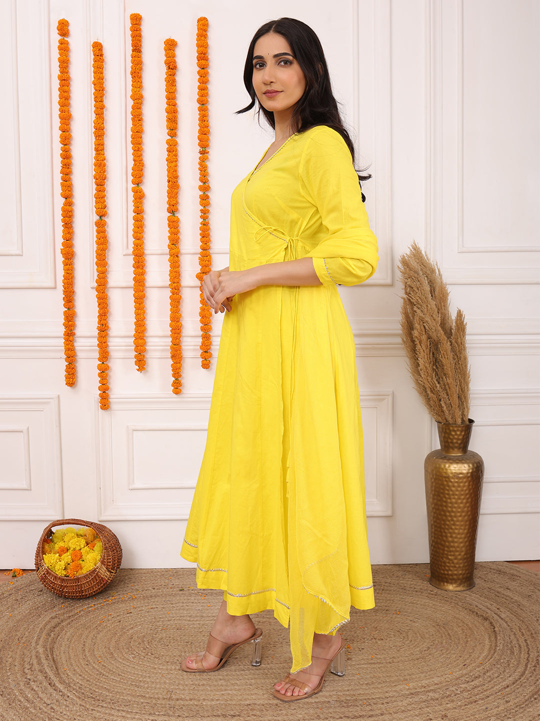 Biglilpeople Women's Solid V-Neck 3/4th Sleeves Angrakha Set