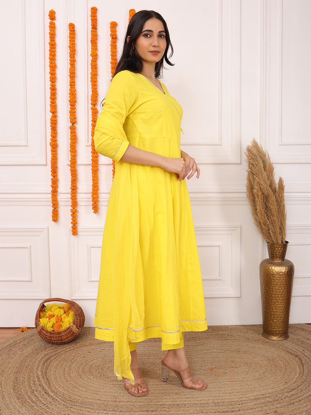 Biglilpeople Women's Solid V-Neck 3/4th Sleeves Angrakha Set