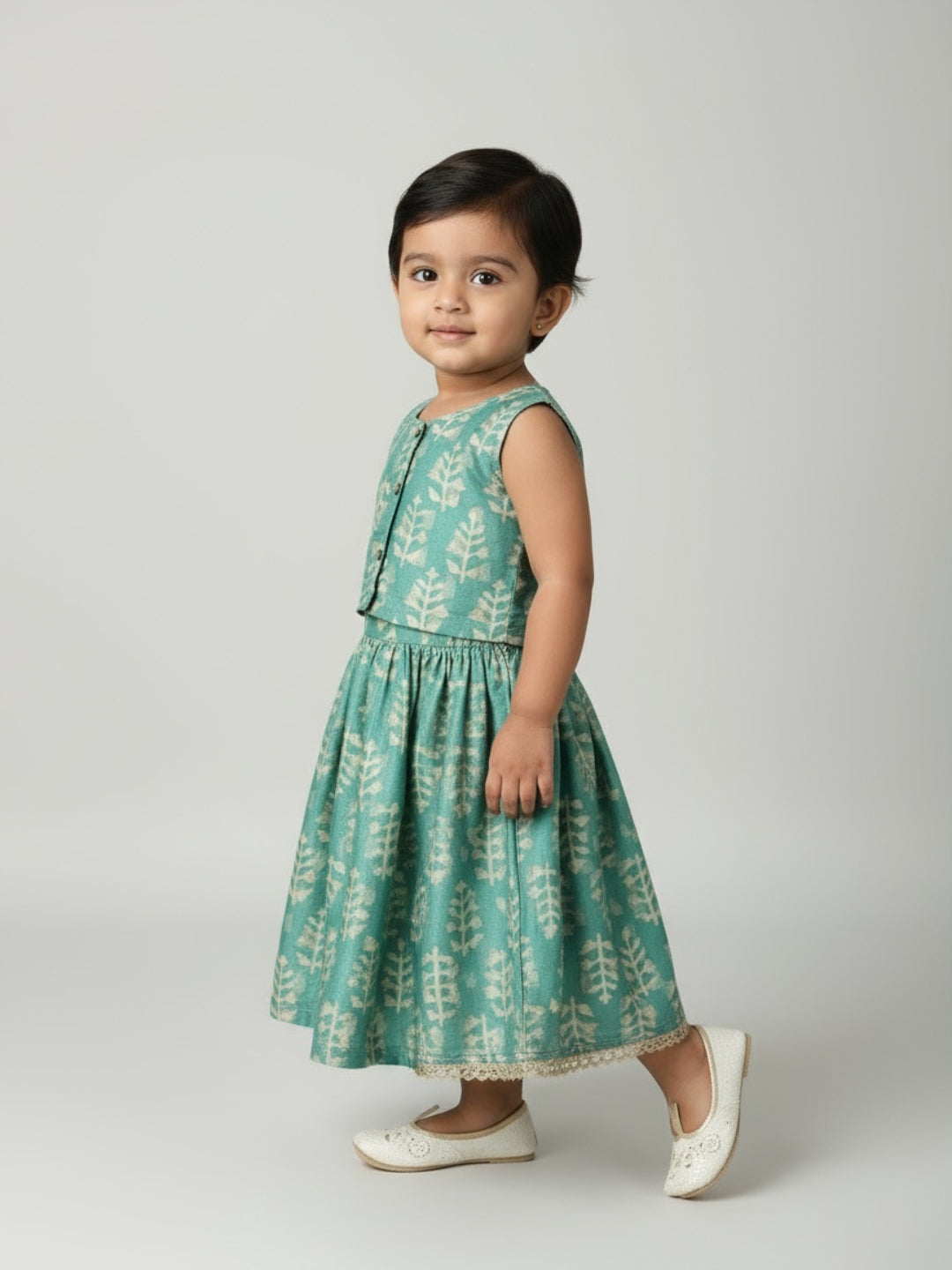 Biglilpeople Infant Girls Printed Round Neck Sleeveless Lehenga Choli Set