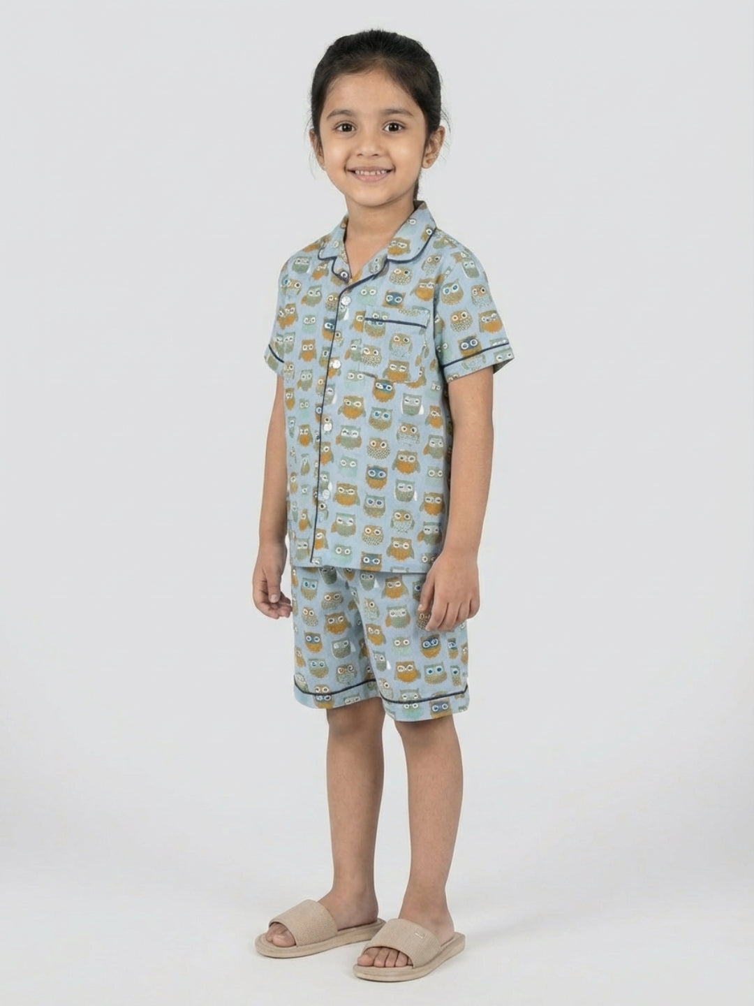 Biglilpeople Pijama infantil unisex de algodón puro con estampado de búho en color azul acero, camisa de manga corta y pantalón corto