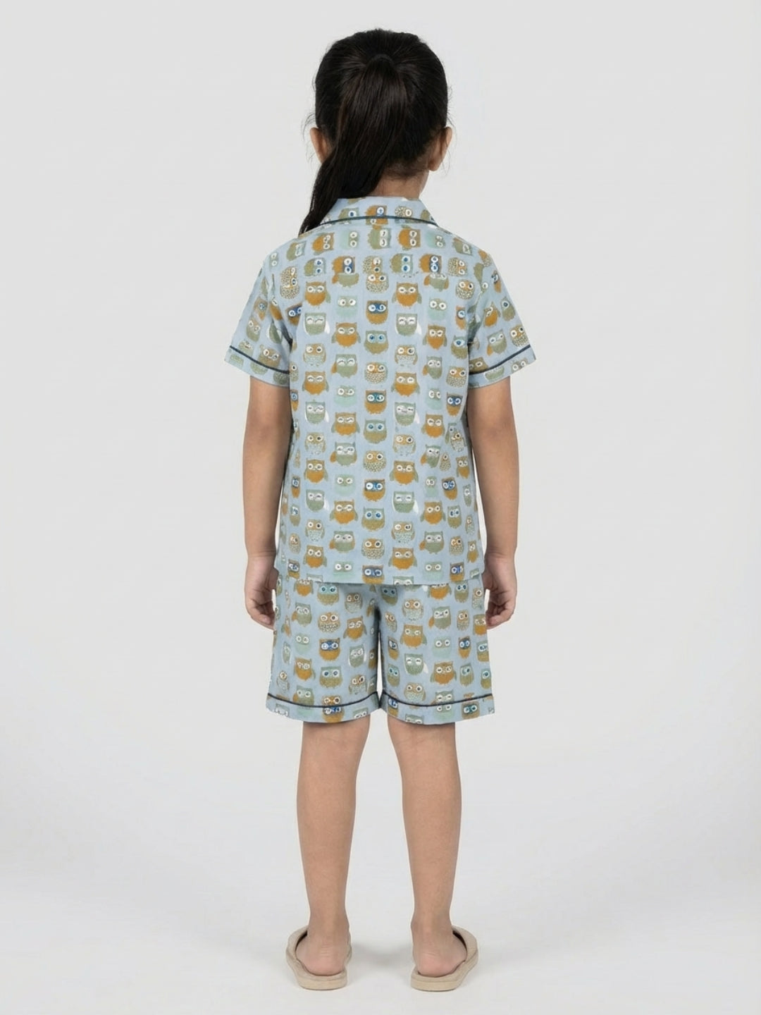 Biglilpeople Pijama infantil unisex de algodón puro con estampado de búho en color azul acero, camisa de manga corta y pantalón corto