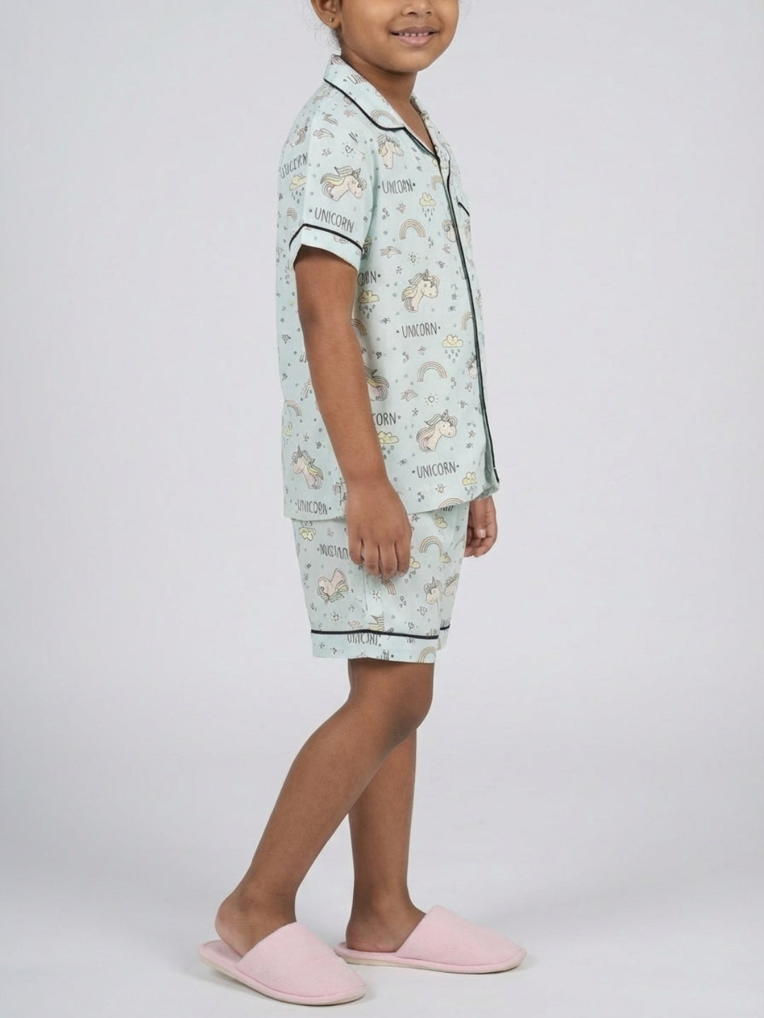 Biglilpeople - Pijama de short y camiseta de rayón en color azul pastel con estampado de unicornio unisex para niños