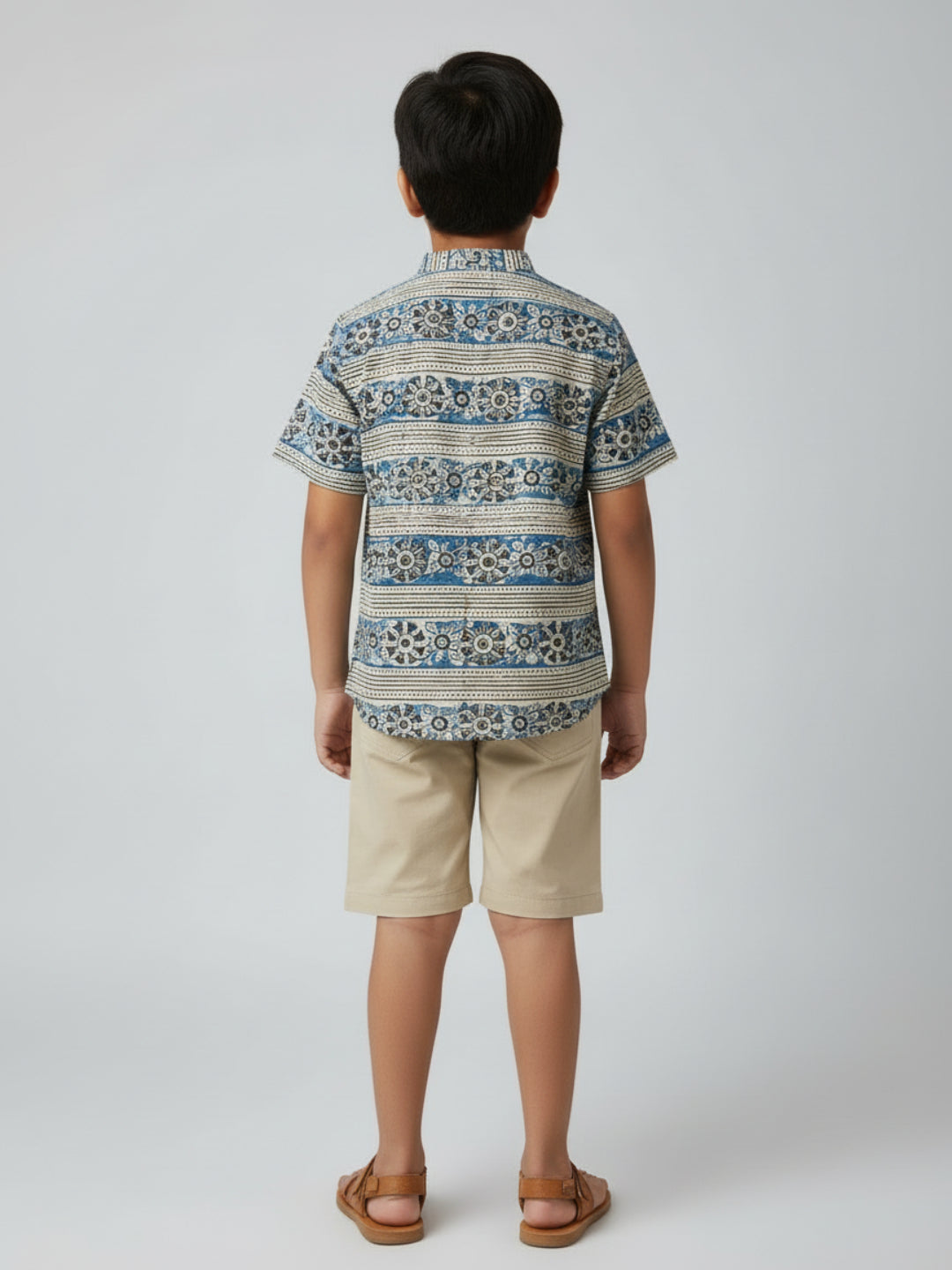 Biglilpeople Boys Blue & Black Kalamkari Print Pure Cotton Mandarin Collar Shirt