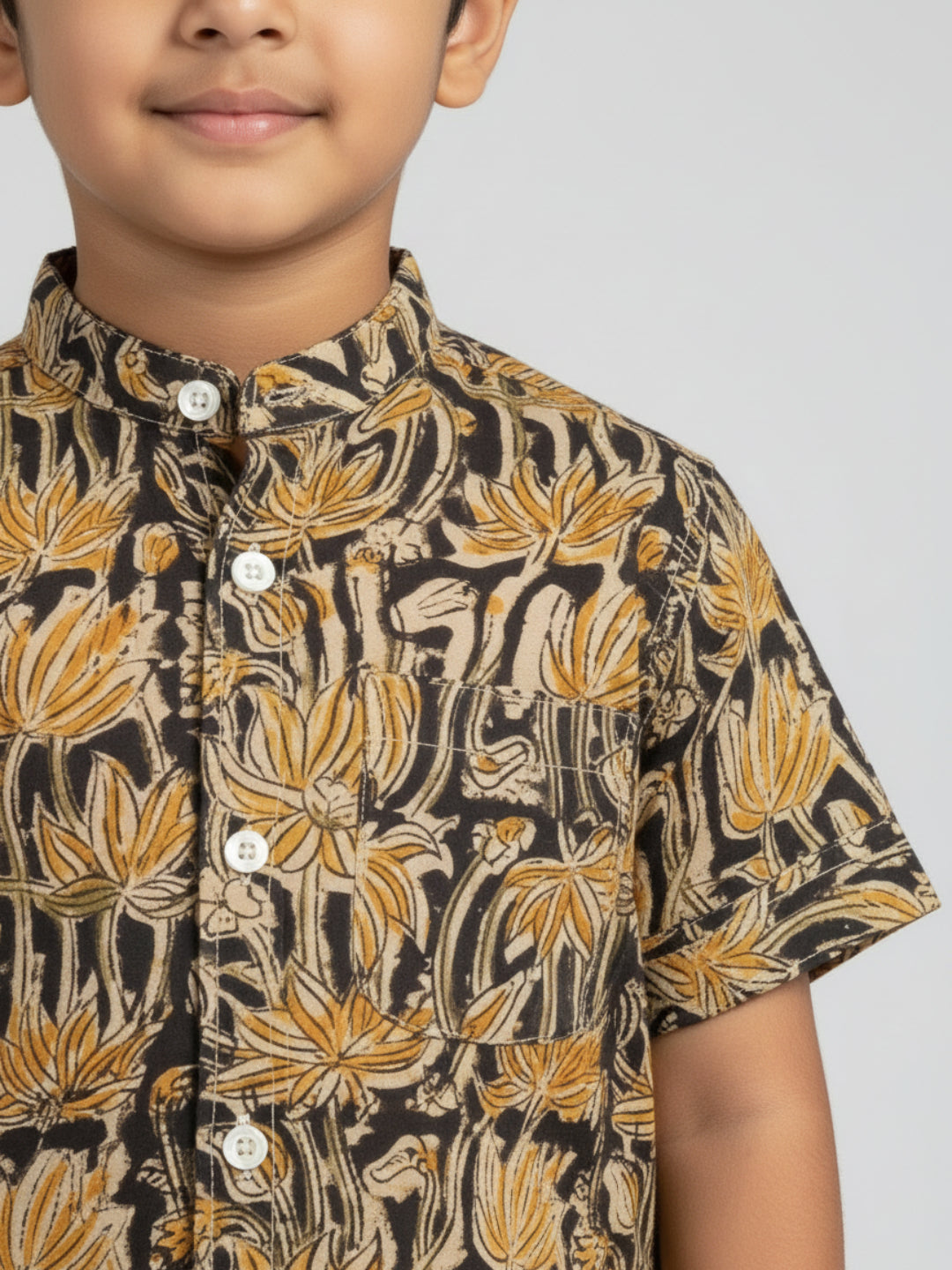 Biglilpeople Boys Yellow & Black Kalamkari Print Pure Cotton Mandarin Collar Shirt