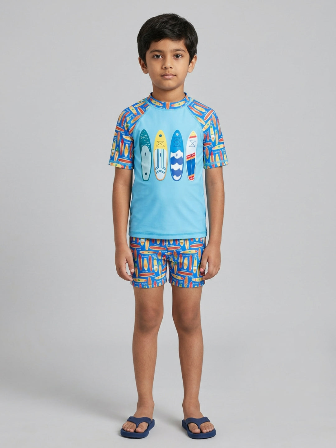 Conjunto de traje de baño de dos piezas de manga corta y cuello redondo en bloques de color aguamarina para niños de Biglilpeople