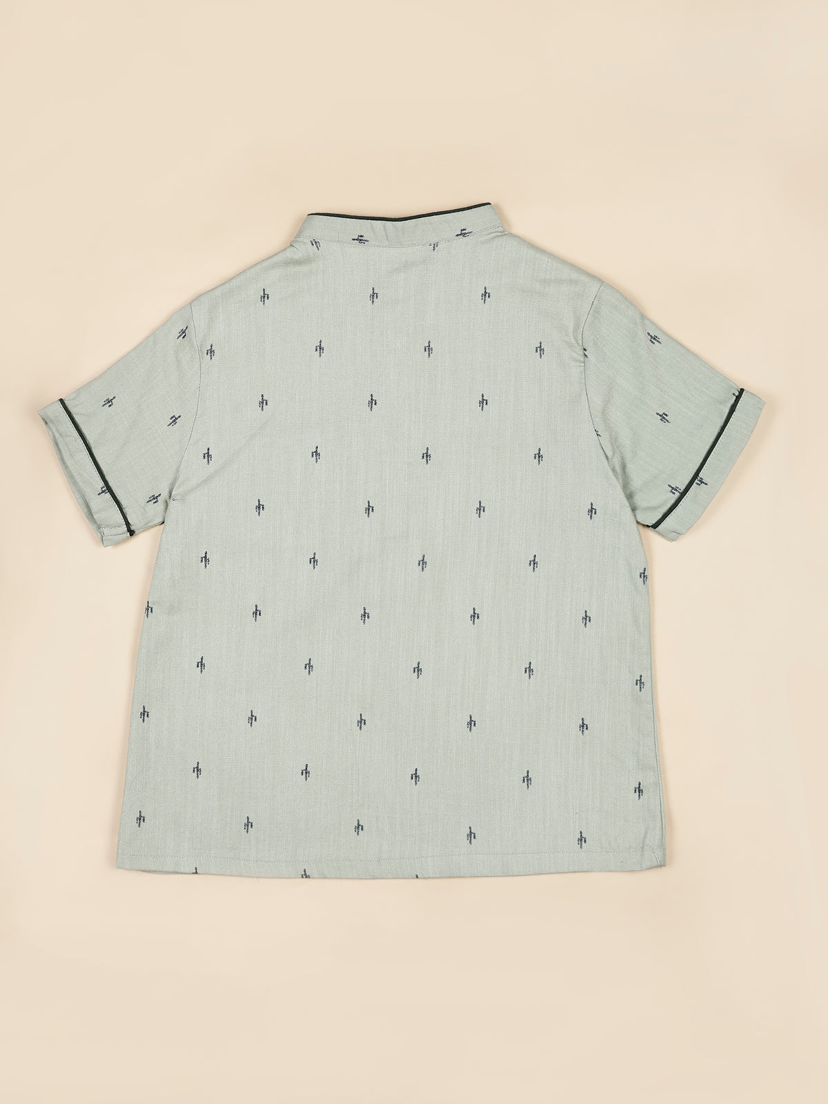 Conjunto coordinado con estampado de cactus