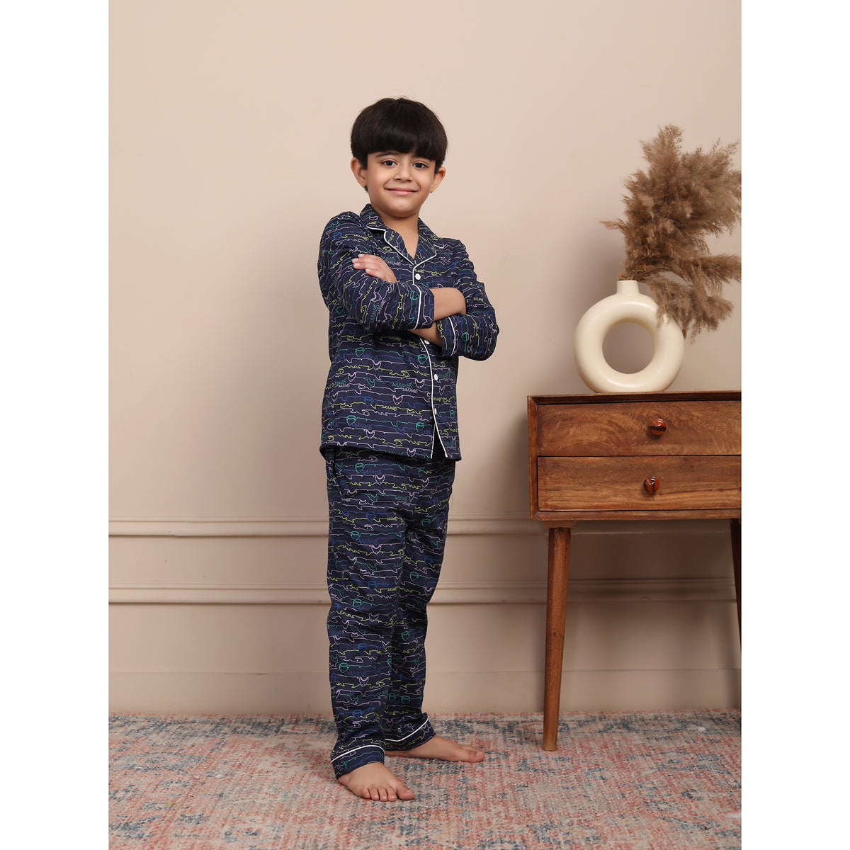 Pijamas con cuello con muescas para niñas y niños