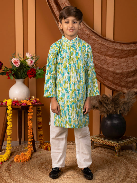 Boys Kurta Pyjama Set in Cotton - Blue & Green