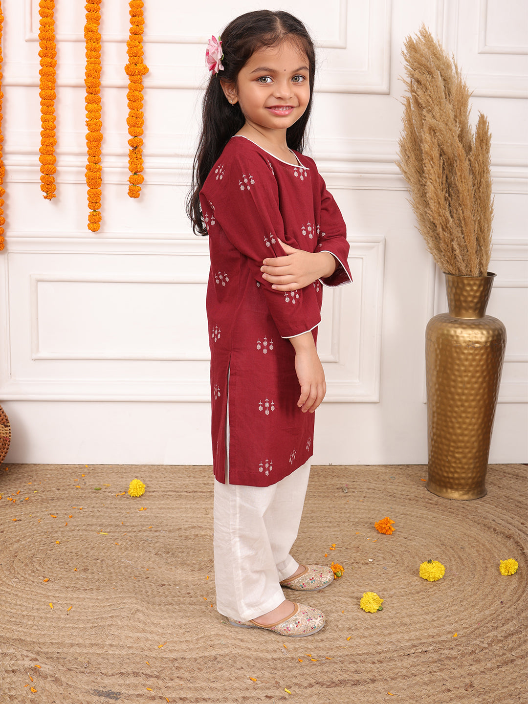 Girls Printed Full Sleeves Kurta Set-Maroon