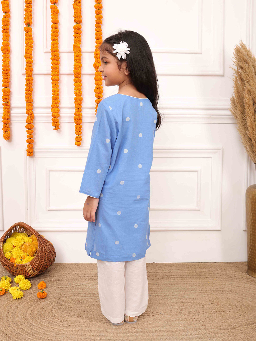 Girls Printed Full Sleeves Kurta Set-Light Blue