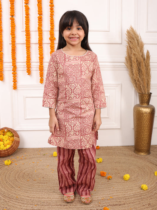 Girls Printed Full Sleeves Kurta Set-Red & Off-White