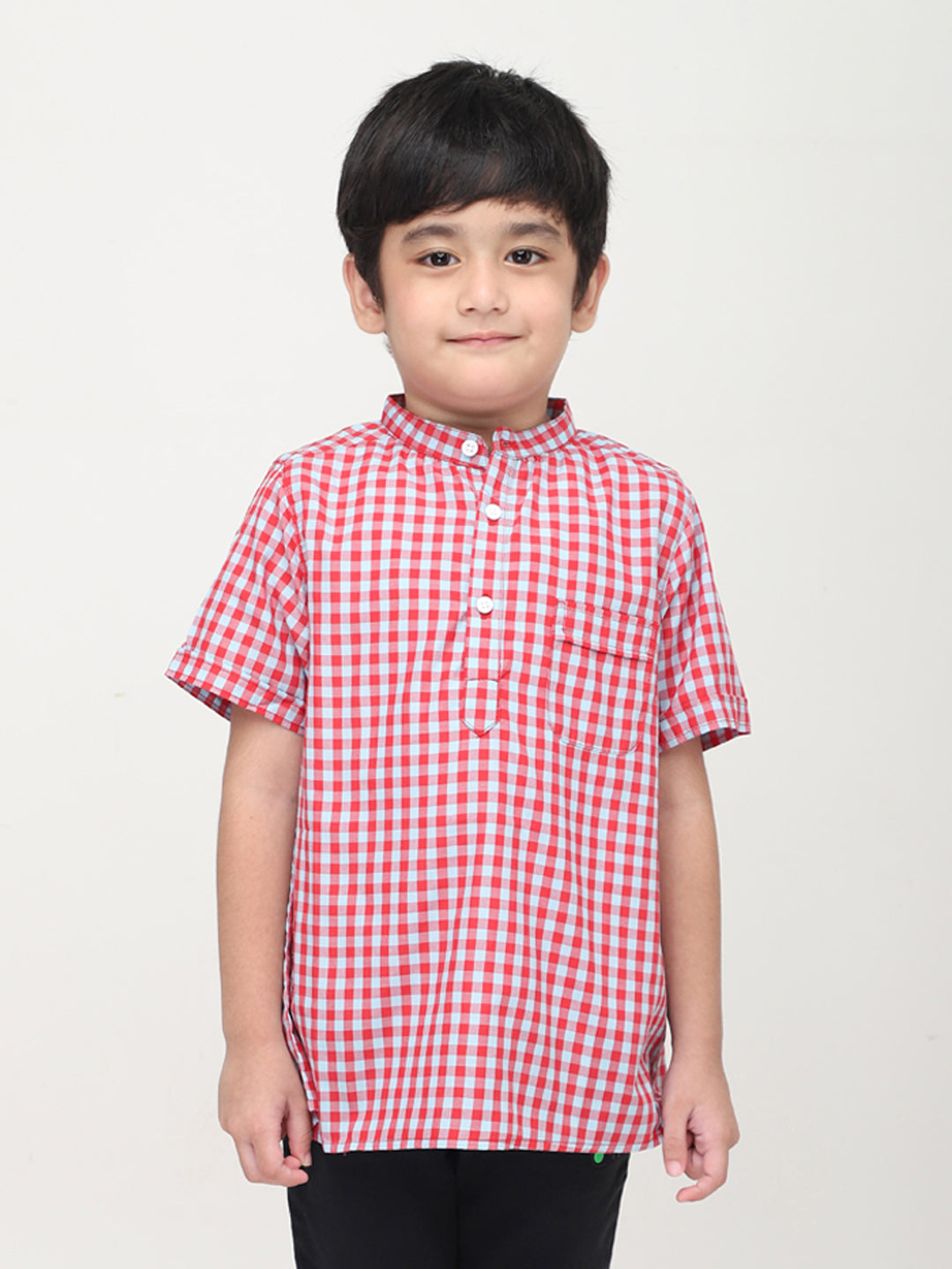 Camisa informal de manga corta con cuadros y cuello mandarín para niños