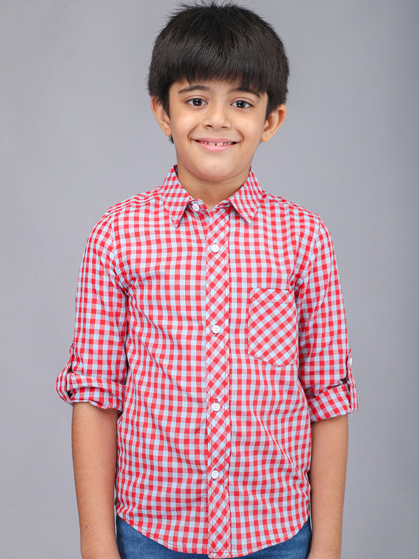 Camisa informal a cuadros rojos de manga larga