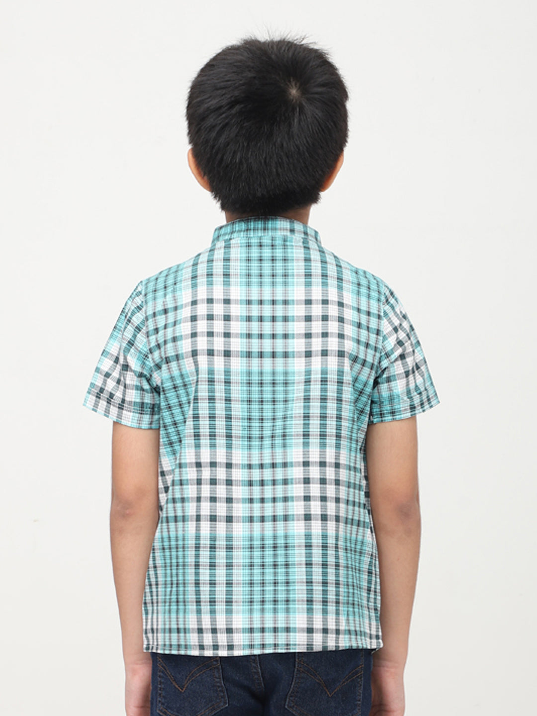 Camisa casual a cuadros de manga corta con cuello mandarín