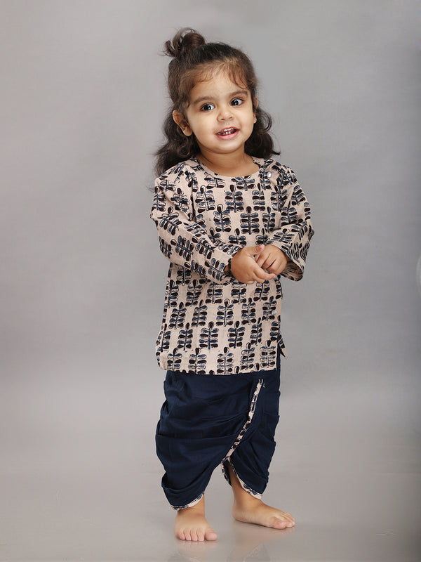 Conjunto de Dhoti y Kurta para Bebé en Telar Manual con Estampado de Bloque