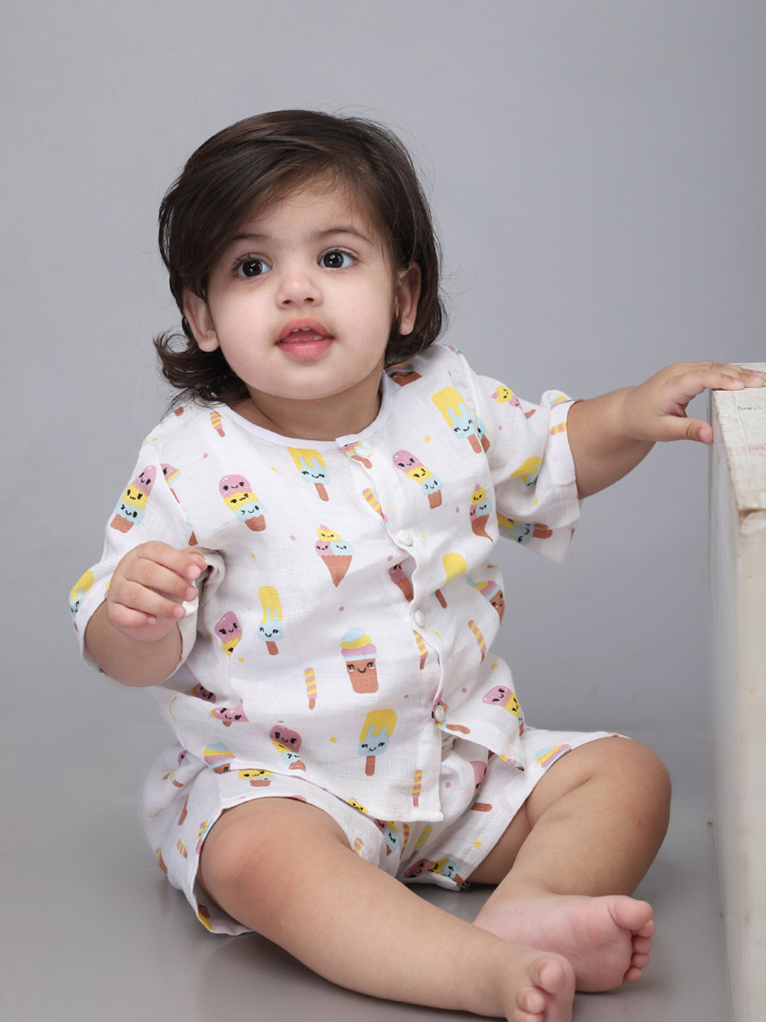 Infants Kids White Printed Top and Shorts Co-Ords Set