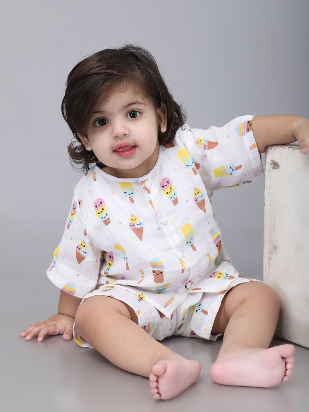 Infants Kids White Printed Top and Shorts Co-Ords Set