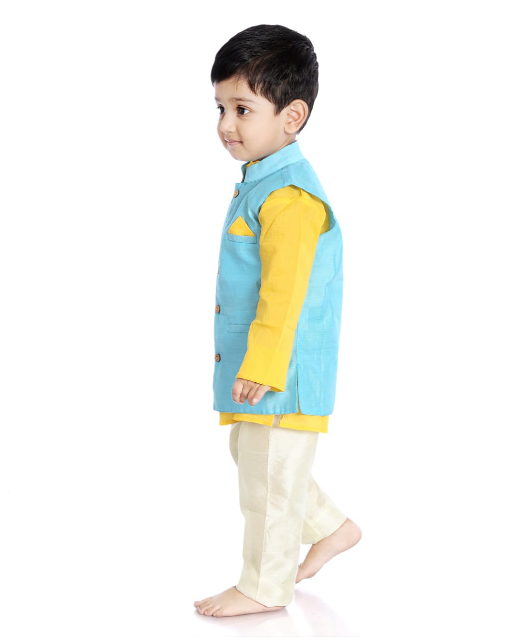 Kurta Pajama con chaqueta