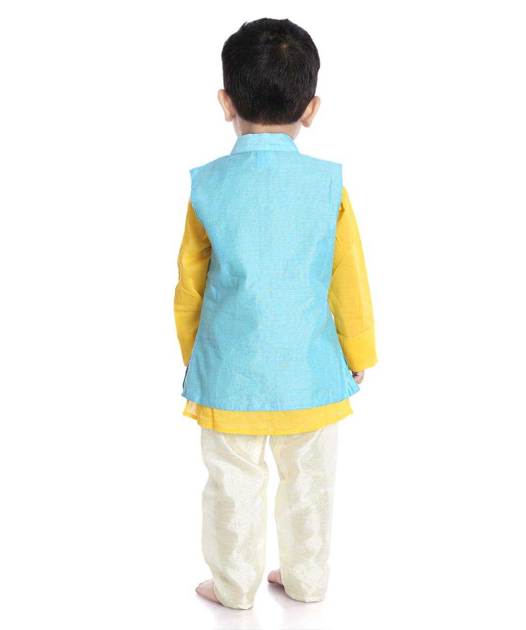 Kurta Pajama con chaqueta