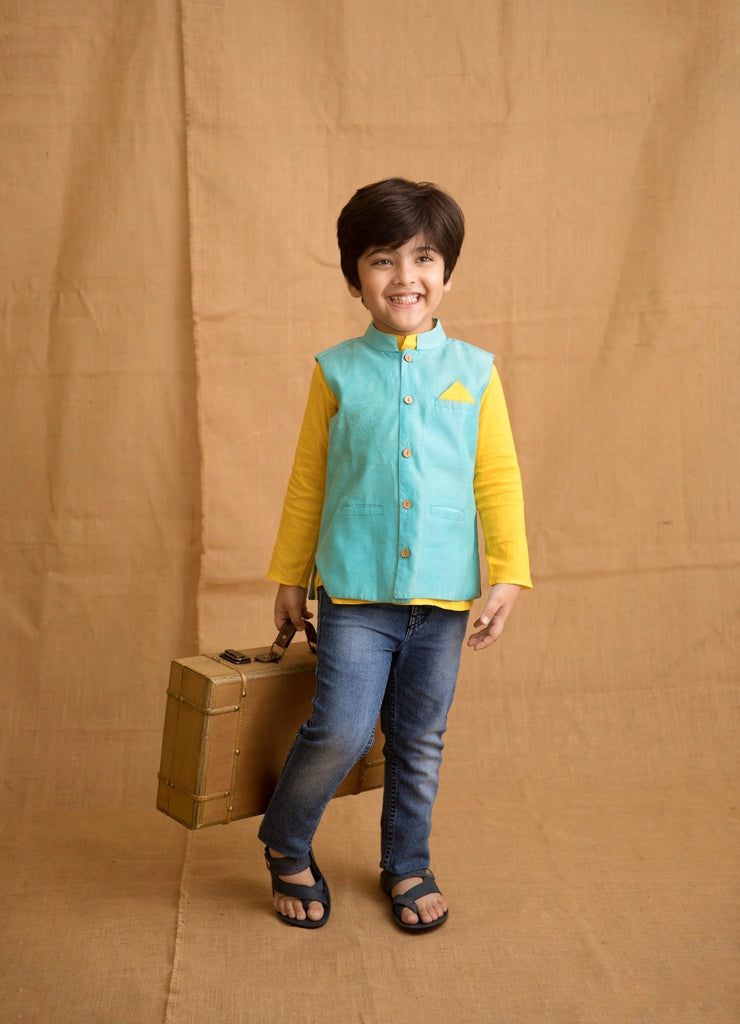 Kurta Pajama con chaqueta